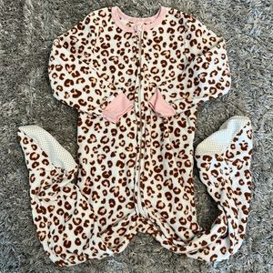 3 t jumping beans fleece zipper sleeper
